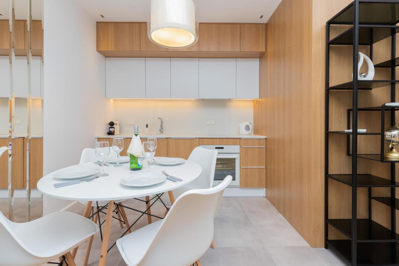 Mennica Residence - City Center Apartments By Noclegi Renters Warsaw Exterior photo