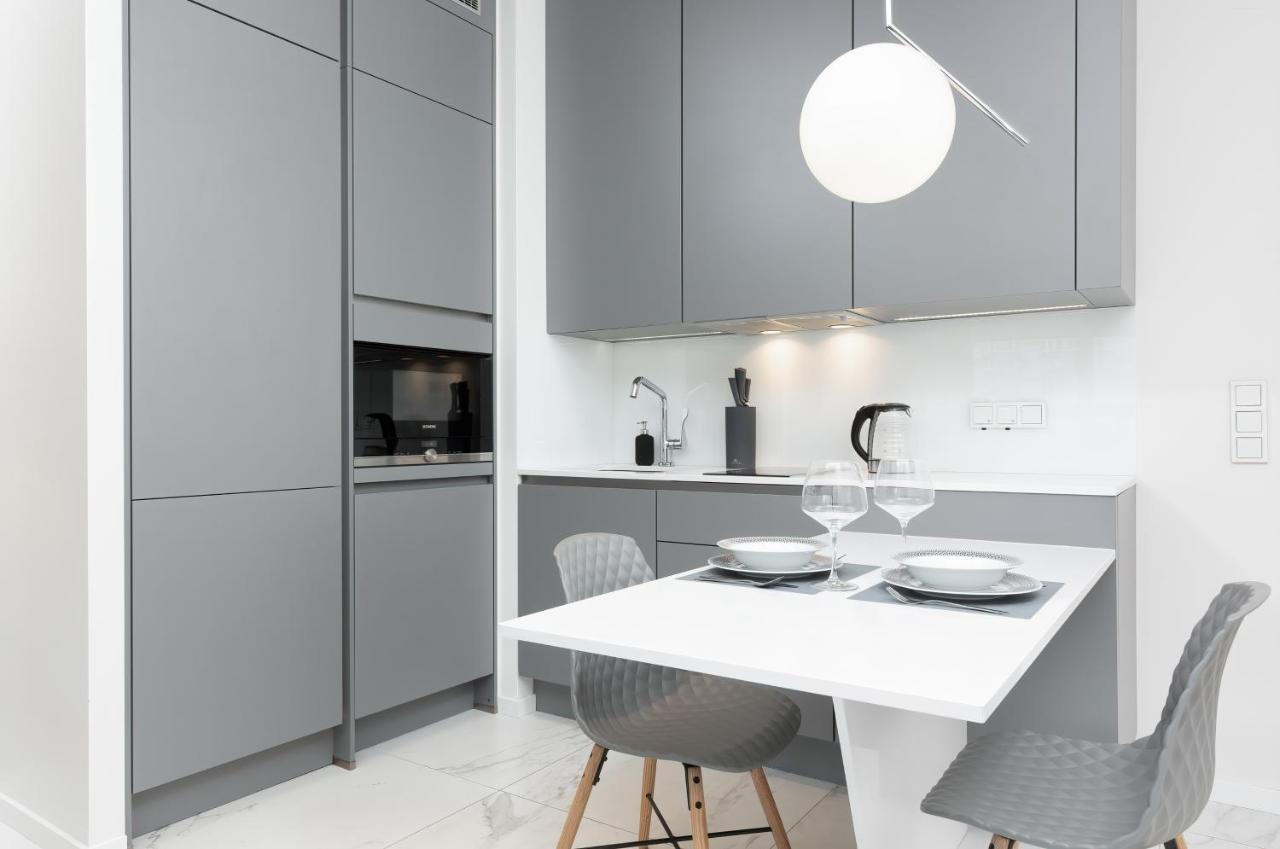 Mennica Residence - City Center Apartments By Noclegi Renters Warsaw Exterior photo