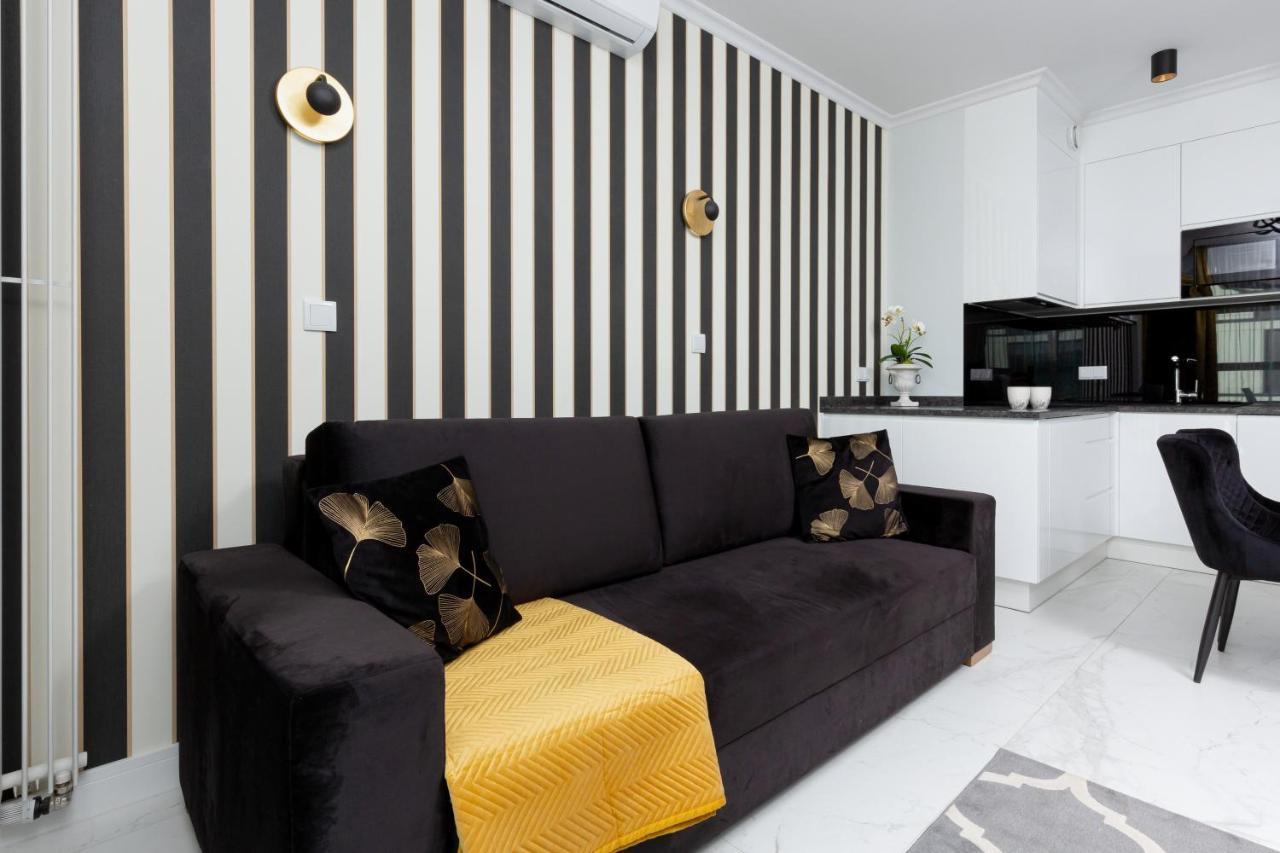 Mennica Residence - City Center Apartments By Noclegi Renters Warsaw Exterior photo